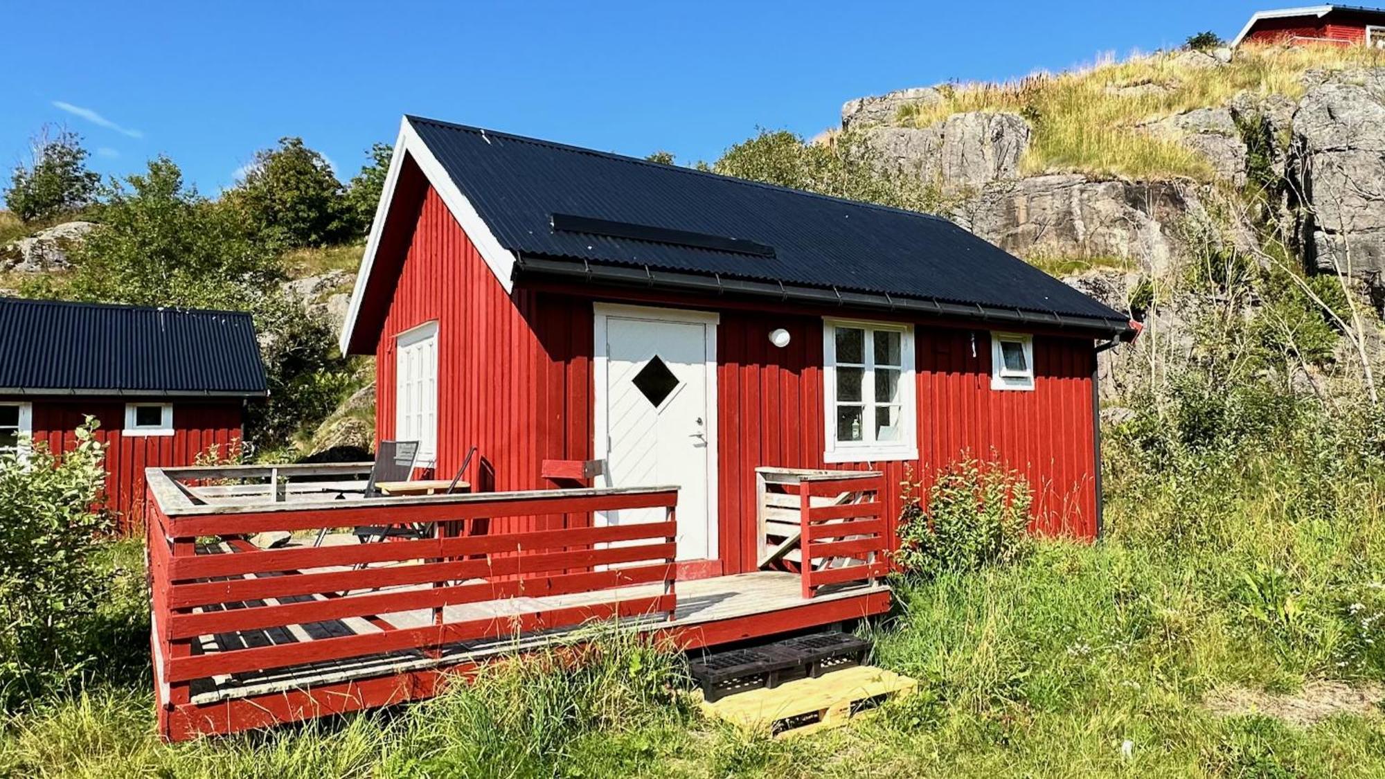 Eagle Bay - Waterfront Rorbu B Chalet Sorvagen